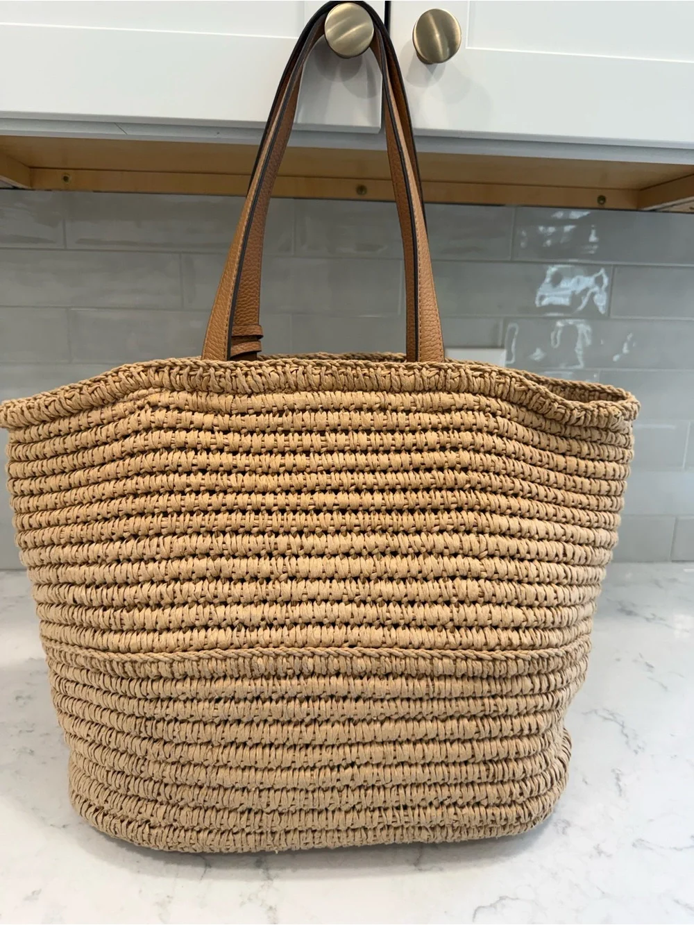 Tory Burch Woven Raffia Tote bag with Leather Tassel Trim in Tan